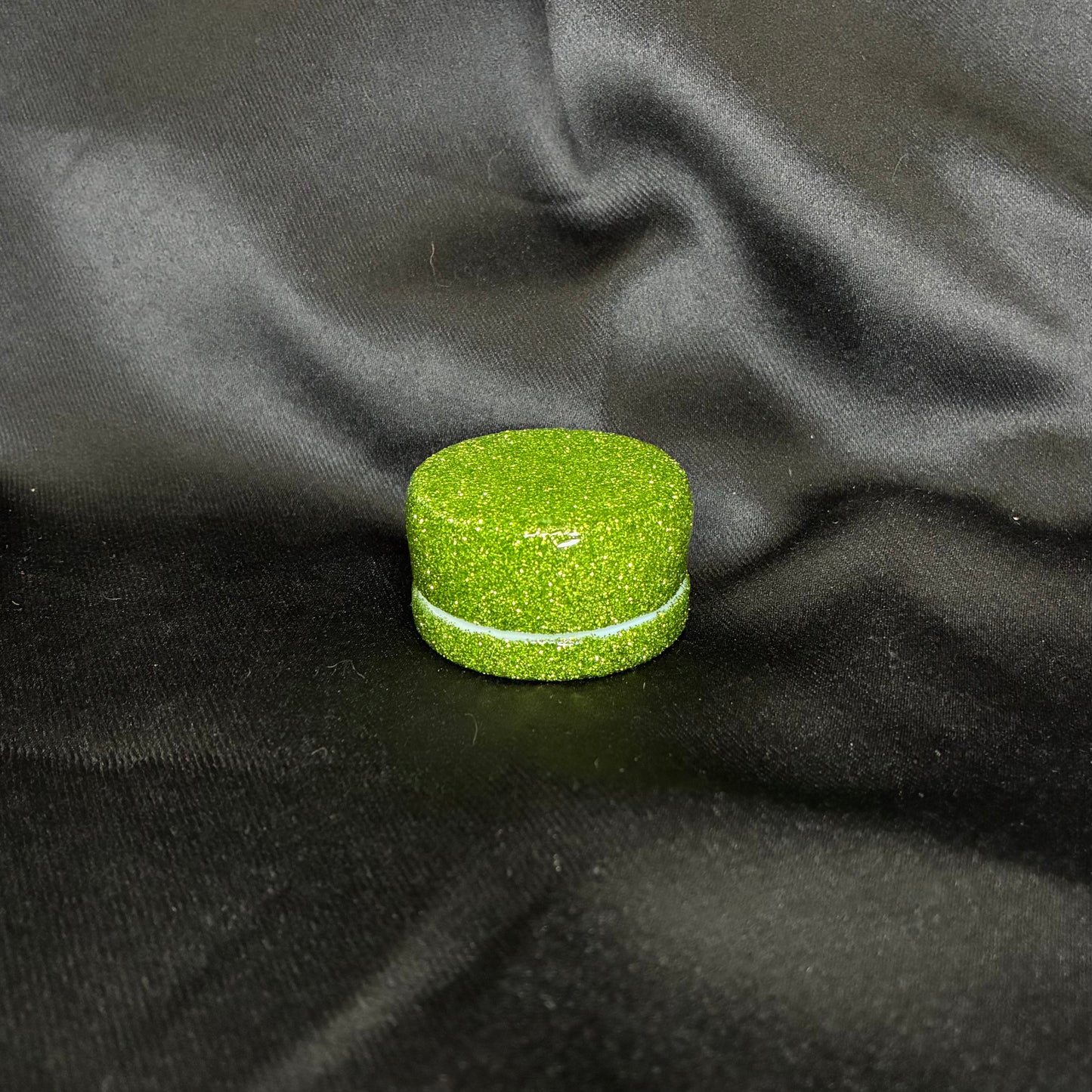 *NEW* Concentrate Container